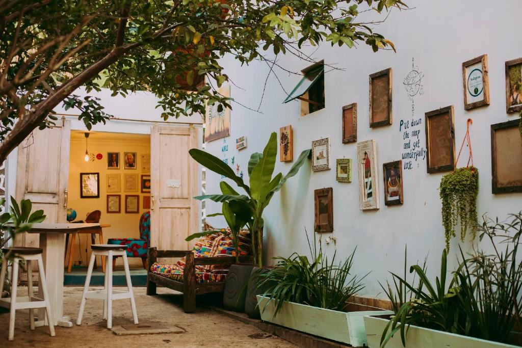 Mambo Hideaway